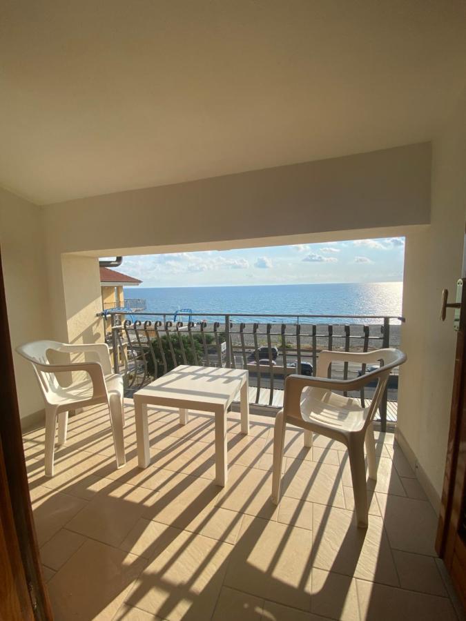 Vista Al Tramonto B&B Falerna Dış mekan fotoğraf