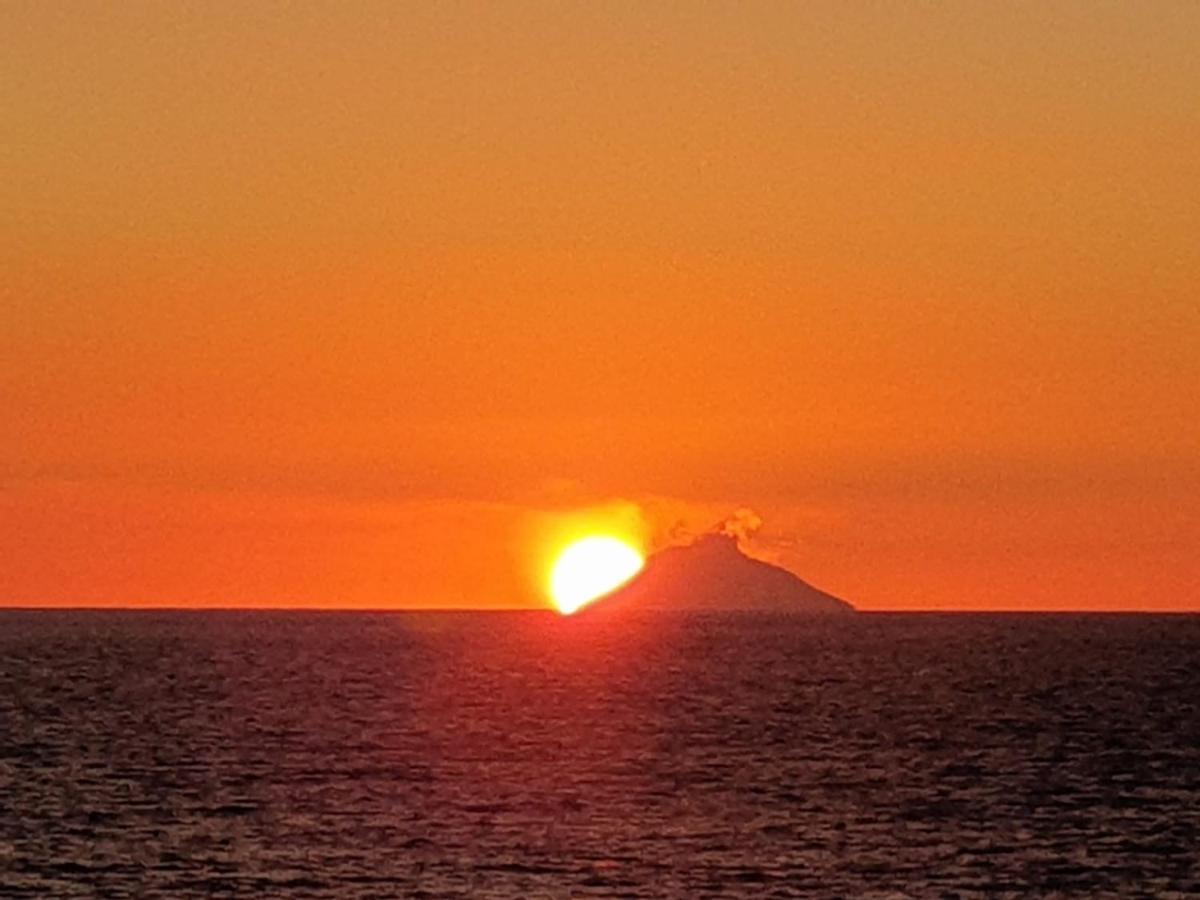 Vista Al Tramonto B&B Falerna Dış mekan fotoğraf